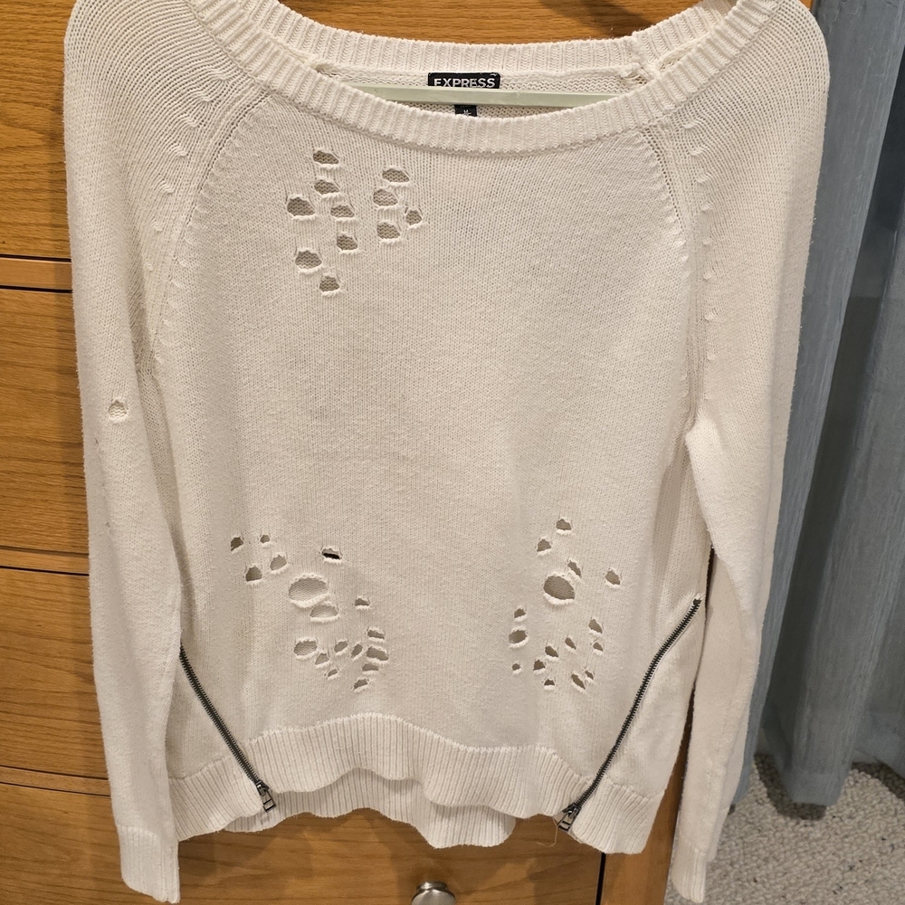 ❤️ Express Women's Off-White Sweater with Zipper Detail, S